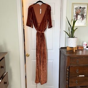 Brand new with tags- Baltic Born Meghan Wrap Dress in color SPICE. Size 1X